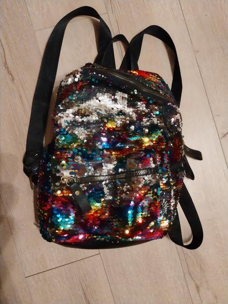 Štýlový filtrovaný ruksak, 