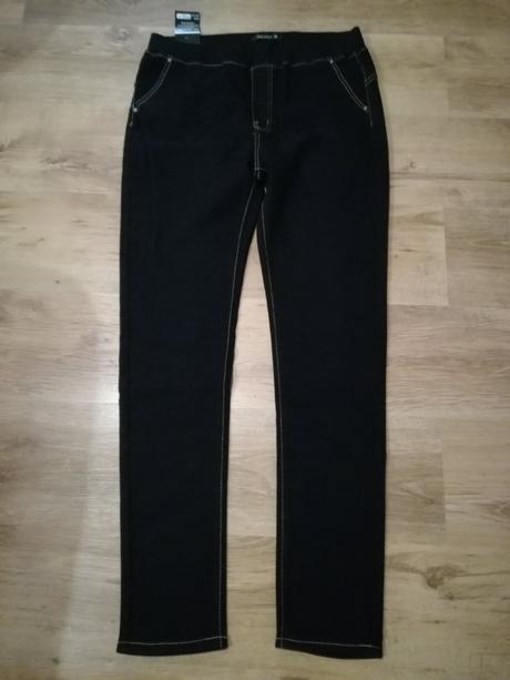 Nohavice čierne, 34