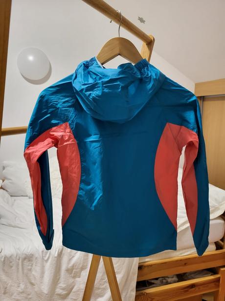 Bunda do dazda, mountain warehouse,140