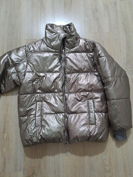 Vetrovka, reserved,146