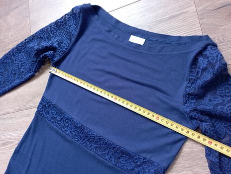 Modré elastické šaty s čipkou, s