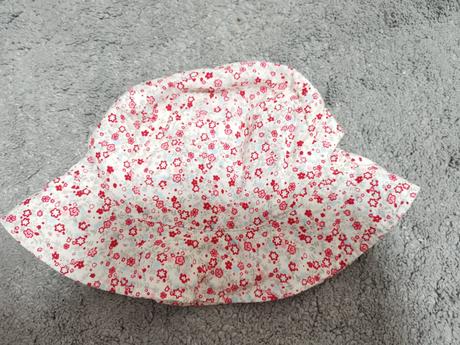 Krásny klobúčik na leto, 56