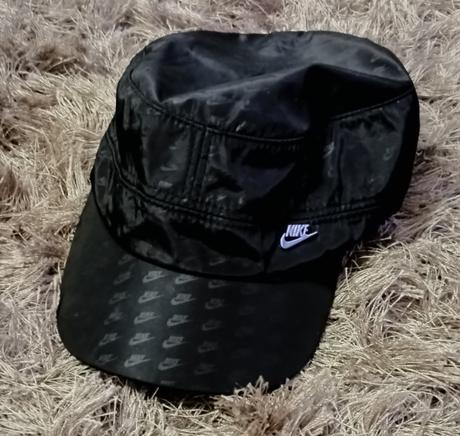 Čierna šiltovka nike, nike,s