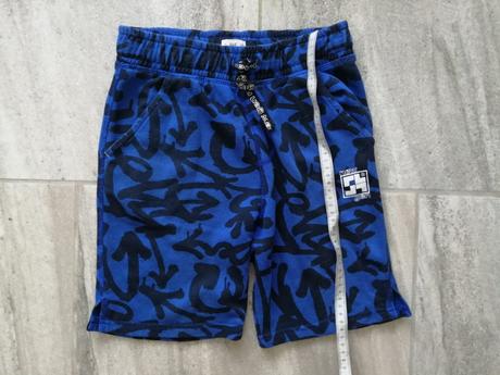 Dvoje šortky v140, bavlna, 140