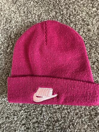 Nike čiapka, nike,40