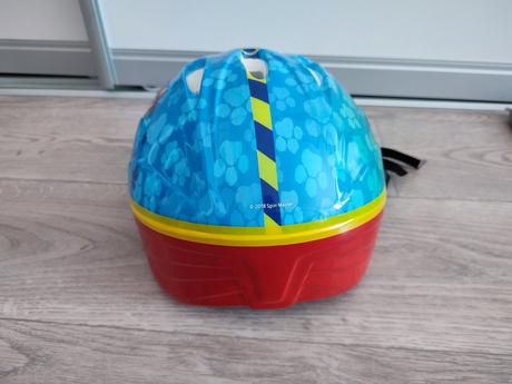 Prilba a chrániče, s