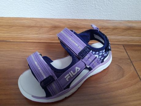 Sandalky, fila,28