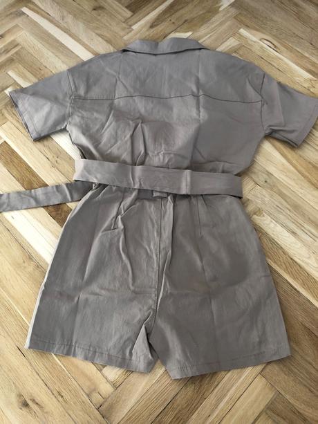 Nádherný overal, s