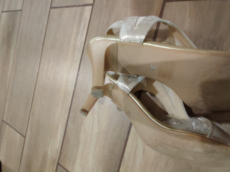 Spoločenské topánky na nízkom opätku, 38