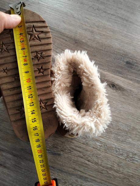 Zateplené topánočky, 25