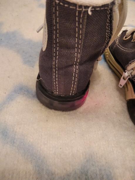 Tenisky veľ. 22, 22