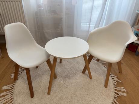 Detský stolík a 2x stolička, 