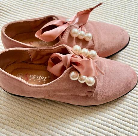 Topánky s perlami, 36