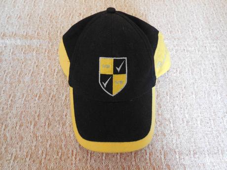 Žlto-čierna šiltovka, 158