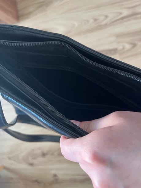 Kabelka enrico benetti, 