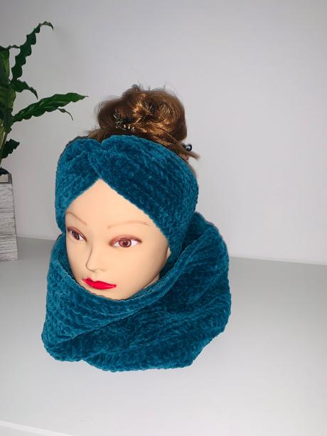 Čelenka a tunel/nákrčnik, 