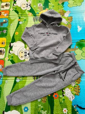 Tepláková súprava 134//140, 134