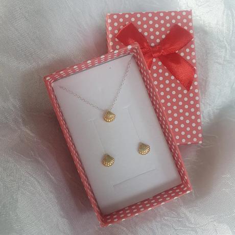 Strieborná súprava mušlička,