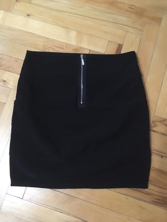 Čierna minisukňa, amisu,m