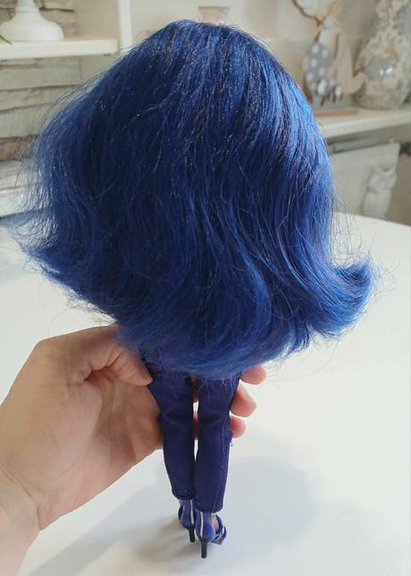 Bábika krystal bailey - kolekcia rainbow high, 