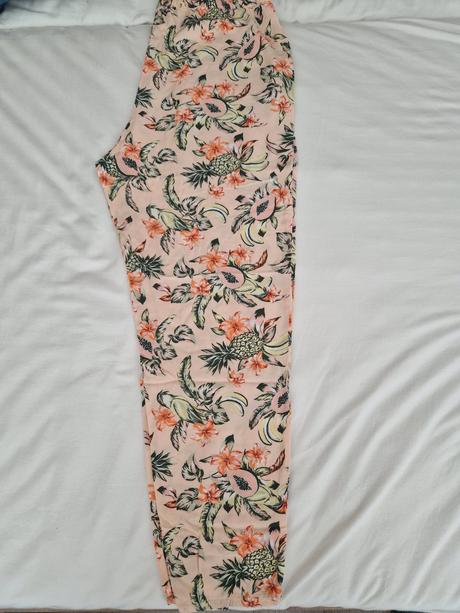26sp_letne nohavice, teplaky, h&m,40