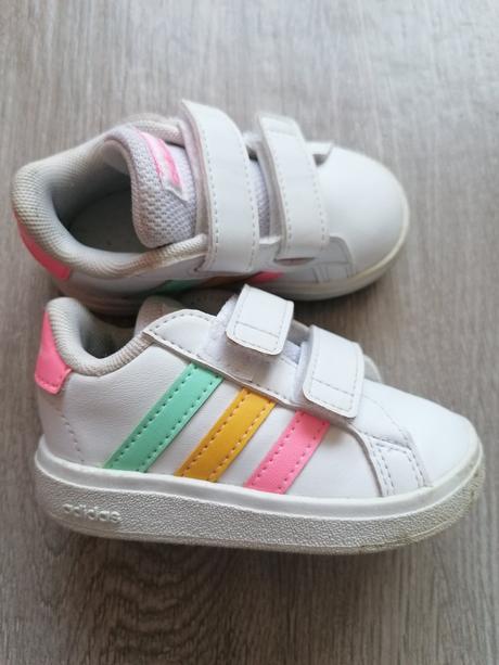 Biele tenisky, adidas,20