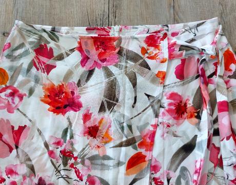 Kvetinová sukňa, gerry weber,36