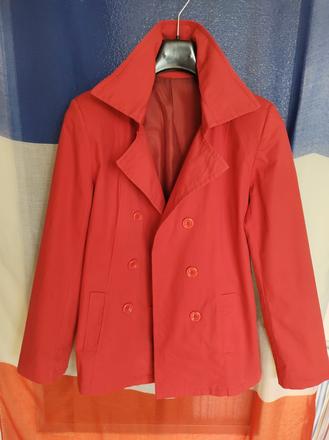 Červený krátky trenčkot, l