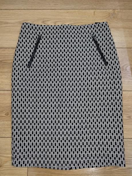 Sukňa, marks & spencer,40