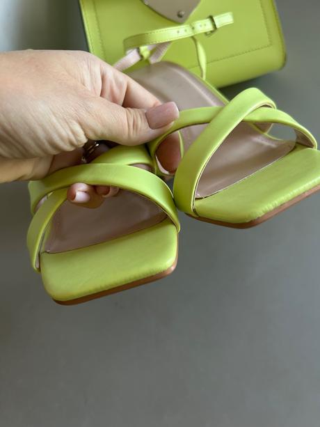 Limetkové sandále, 38