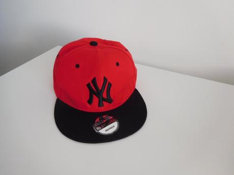 Ny čiapka rovný šilt nová,, 