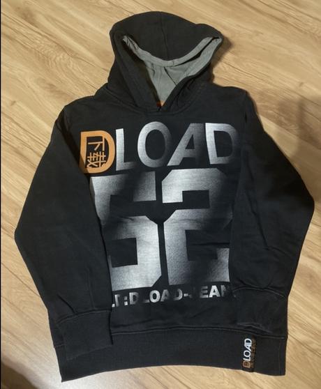 Hrubšia mikina, 146