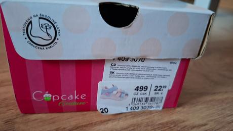 Sandálky farebné, cupcake,20