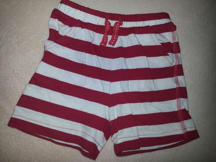 Pekne kratasky top stav, 80