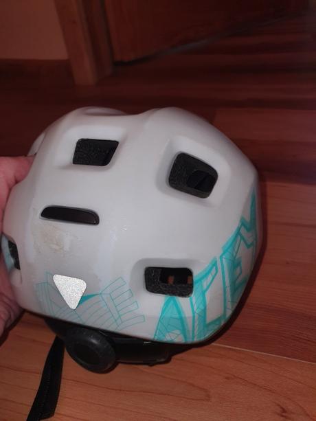 Prilba kellys acey 022 white na bicykel 2-4 r, xs