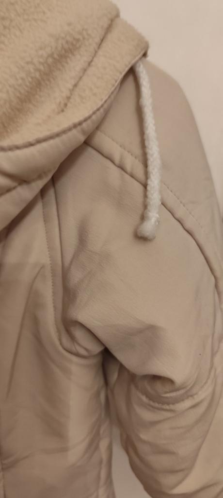 Vetrovka na zimu, 140