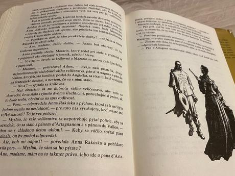 Retro stará kniha traja mušketieri po 20 rokoch,