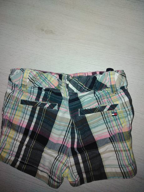 Kratasy, tommy hilfiger,86