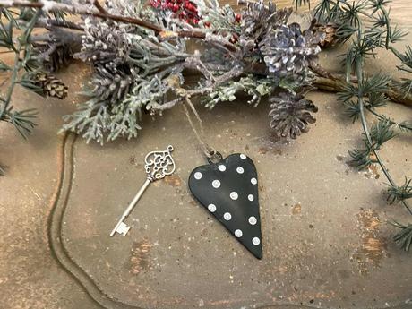 Tmavosivé srdiečko a strieborný kľúčik ( sada ),