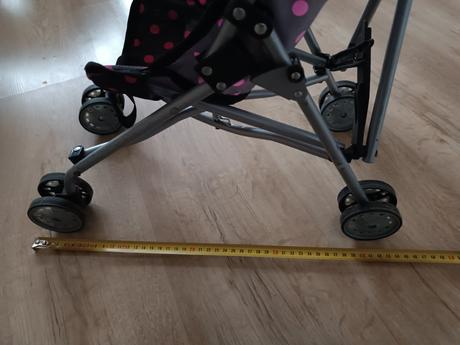 Skladací kočik pre bábiky,