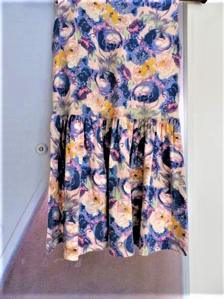 Tričkové šaty, 128