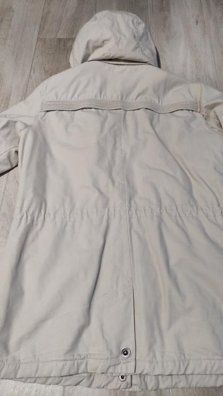 Bunda kapucňa sa odopina, xl