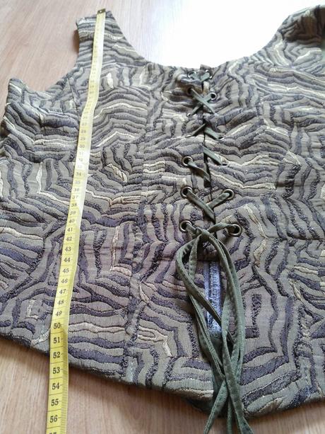 Krásna sukňa a šál l/xl + korzet grátis, xl