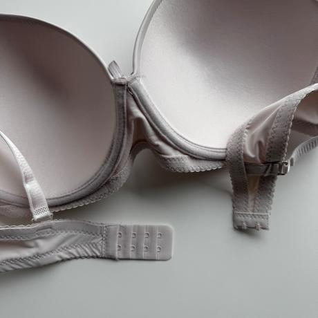 Mierne vystužená podprsenka s kosticou 88596, 105d