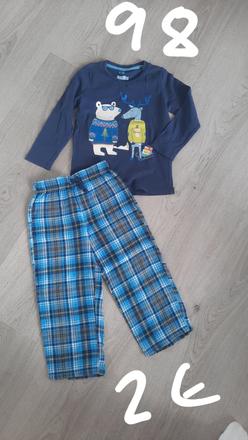 Pyžamo, lupilu,98
