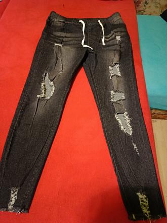 Nové strečové rifle, xl