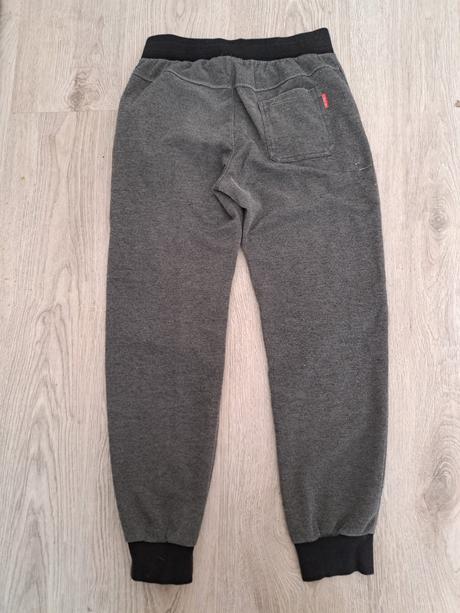 Šedé tepláky pre chlapca, 146