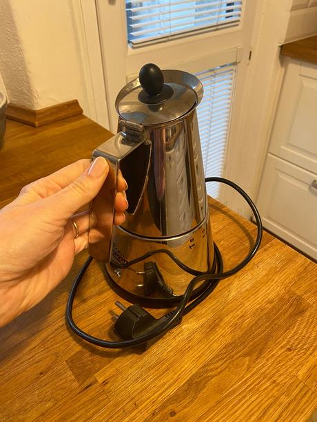 Mokka kávovar / koťogo do zásuvky,