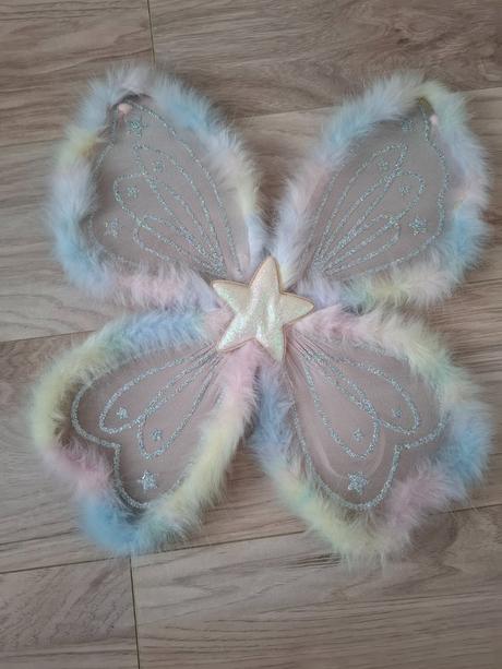 Krídla na gumičke,