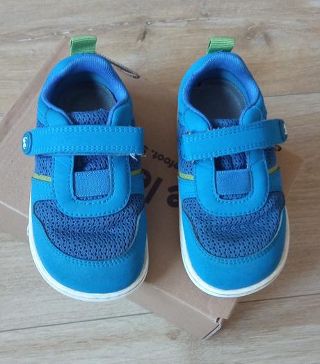 Be lenka, be lenka,23